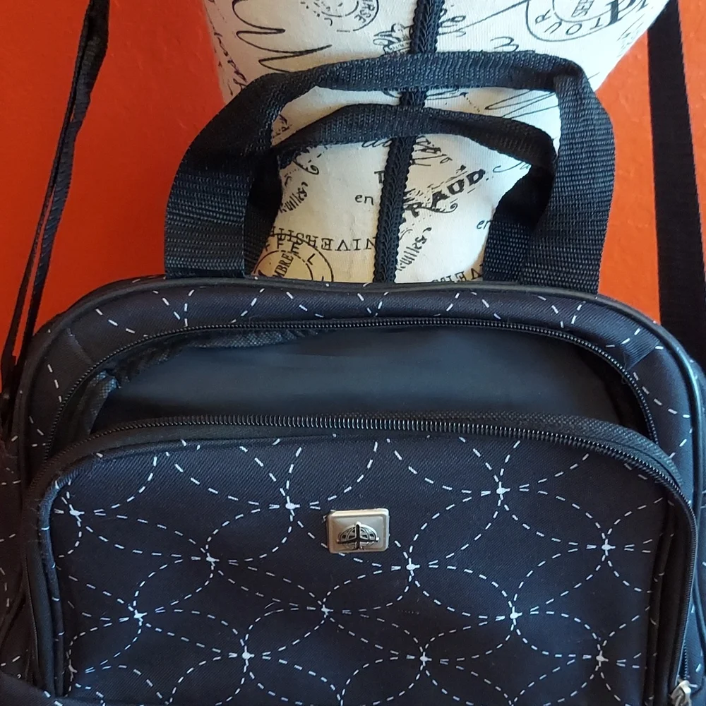 Black Computer Bag Crossbody Adjustable Strap 2 Zip Compartment Geometric Print